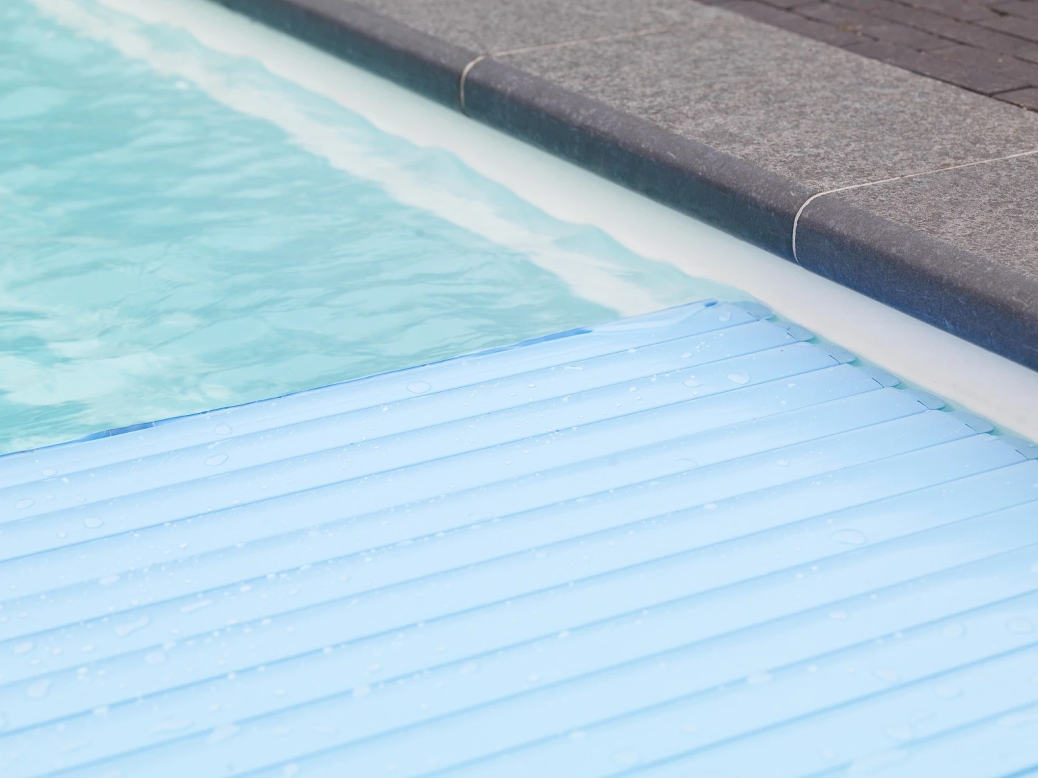 Roldeck PVC Blauwe Lamellen